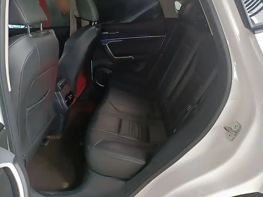 Wei brand VV5 2017 2.0T super luxury model купить на сайте DeffCars