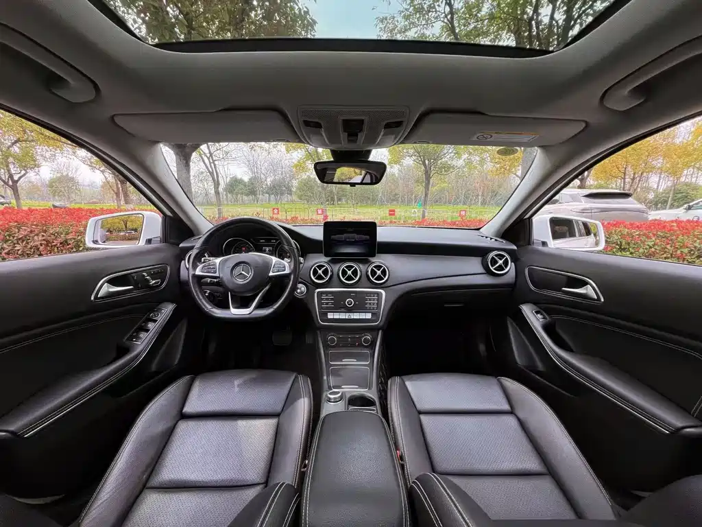 Mercedes-Benz GLA 2019 GLA 200 Dynamic купить на сайте DeffCars