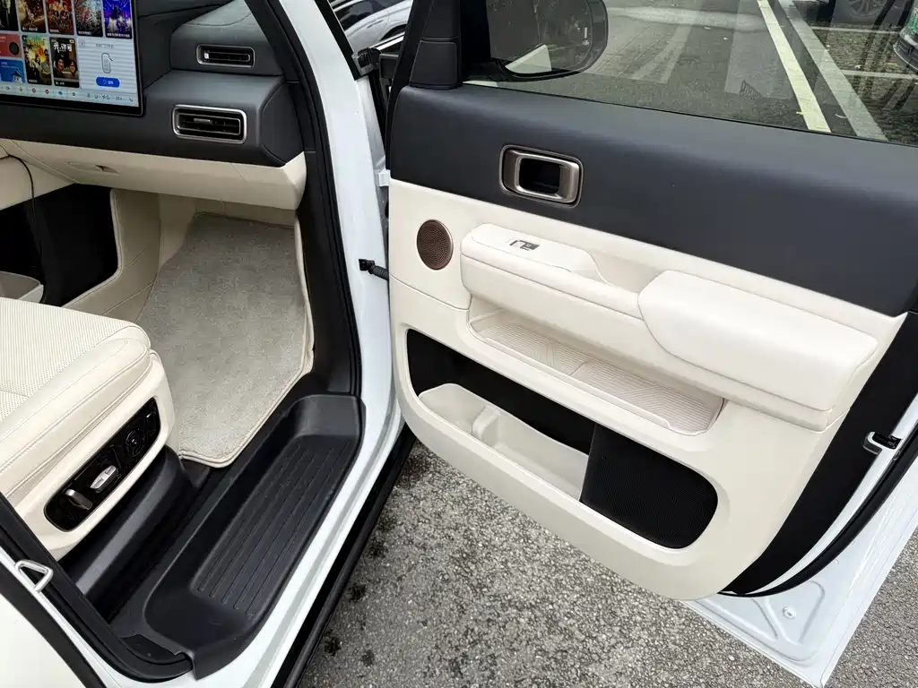 Ideal Mega 2025 Home Special Edition купить на сайте DeffCars