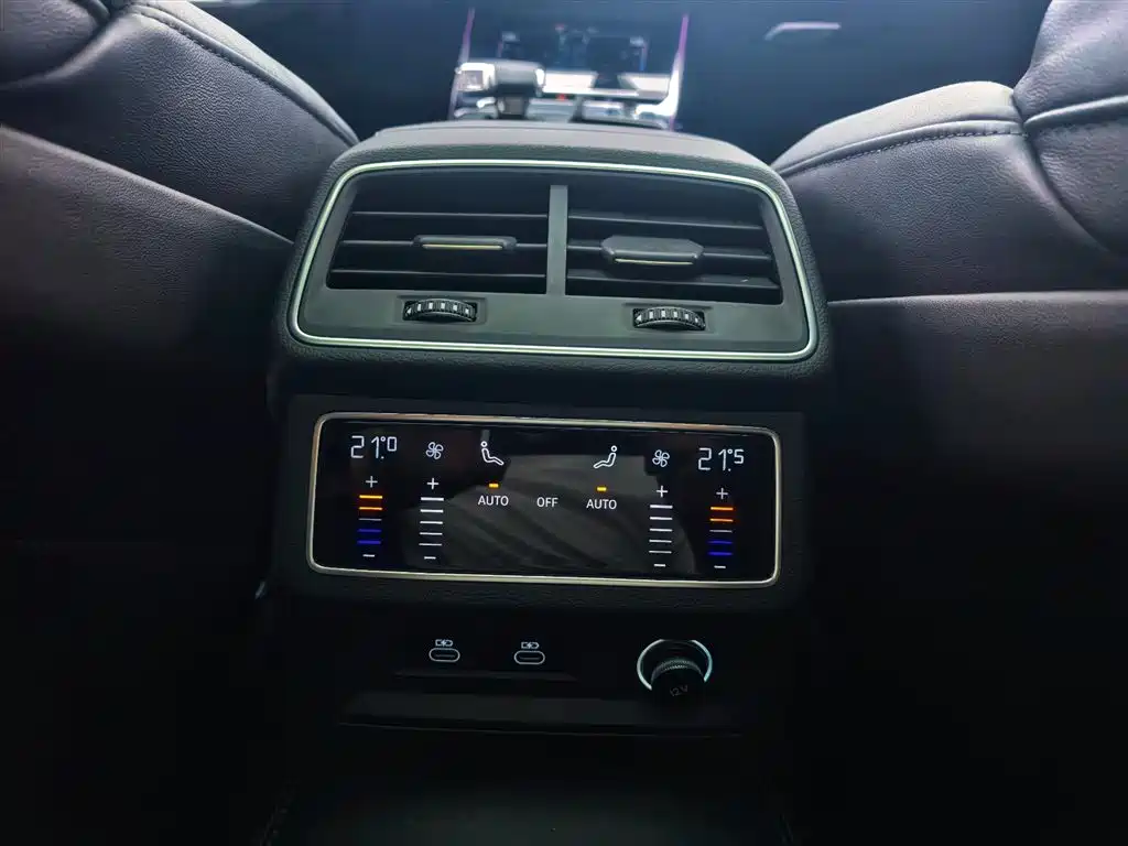 Audi A6L 2024 45 TFSI quattro premium dynamic model купить на сайте DeffCars