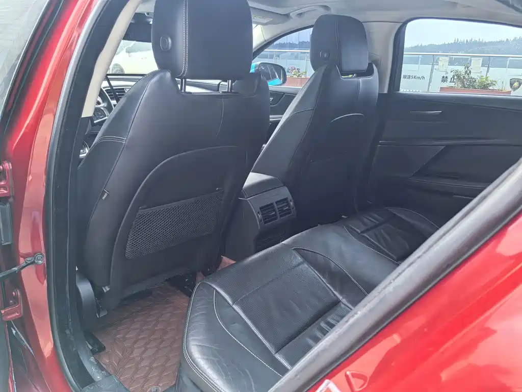 Jaguar XE 2015款 2.0T 200PS R-Sport купить на сайте DeffCars