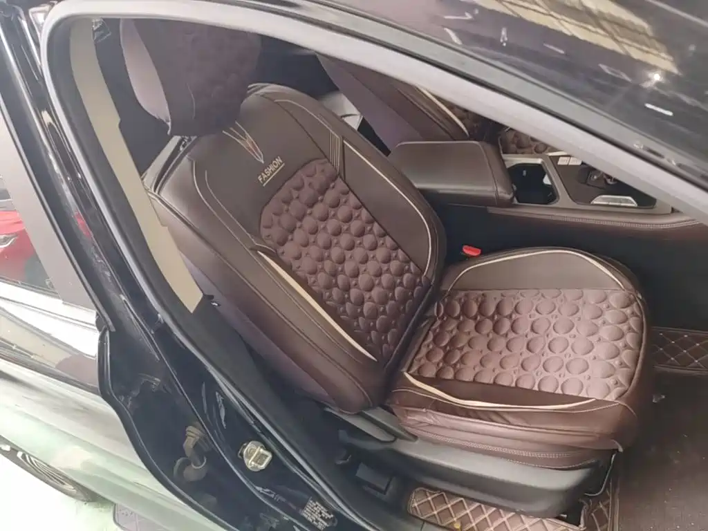 Jietu X90 PLUS 2021 1.6TD DCT villa 5 seats купить на сайте DeffCars