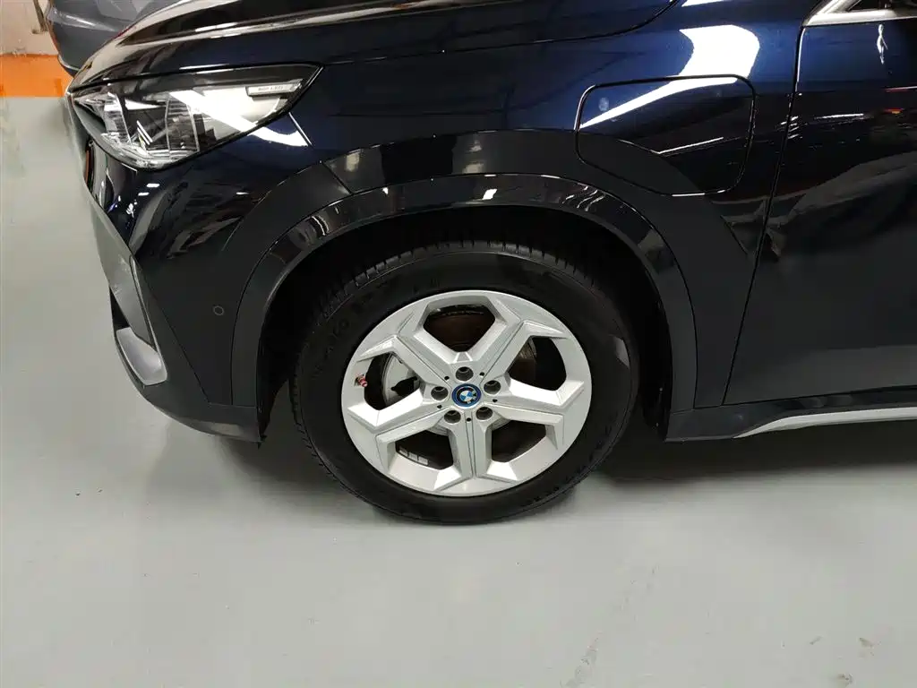 BMW iX1 2023 eDrive25L X Design Package купить на сайте DeffCars