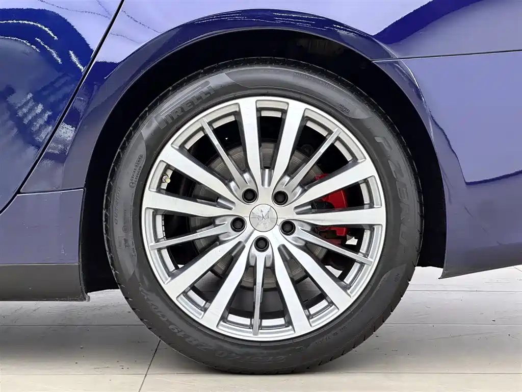President 2018 3.0T Standard Edition купить на сайте DeffCars