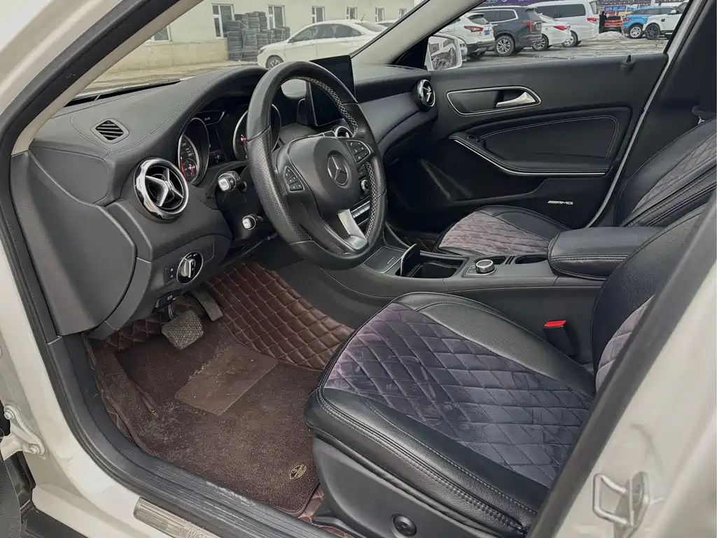 Mercedes-Benz GLA 2017 GLA 220 4MATIC Fashion Model купить на сайте DeffCars