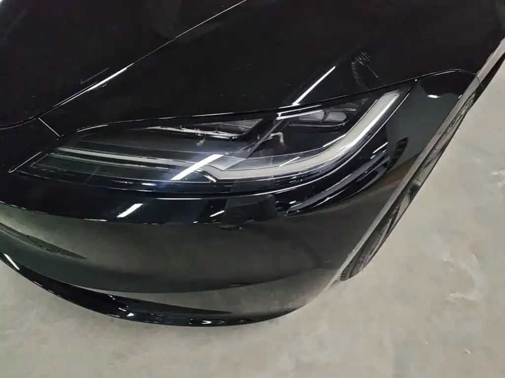 Model 3 2023 rear-wheel drive version купить на сайте DeffCars
