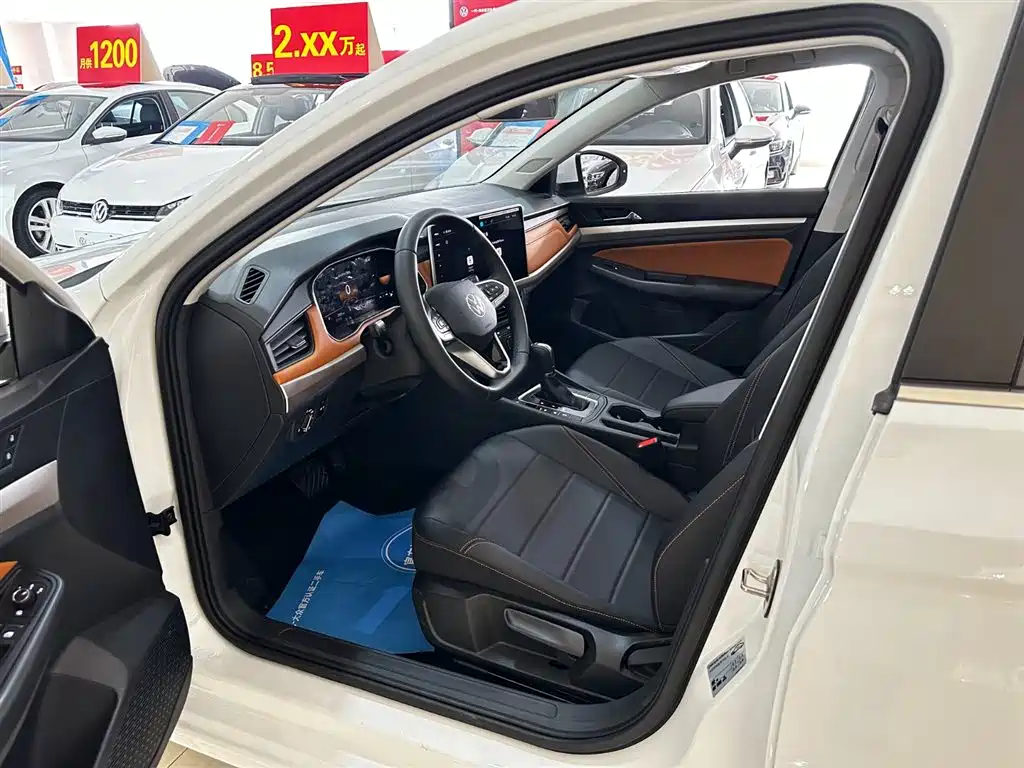 Bora 2026 200TSI DSG Yue Xing Navigation Edition купить на сайте DeffCars