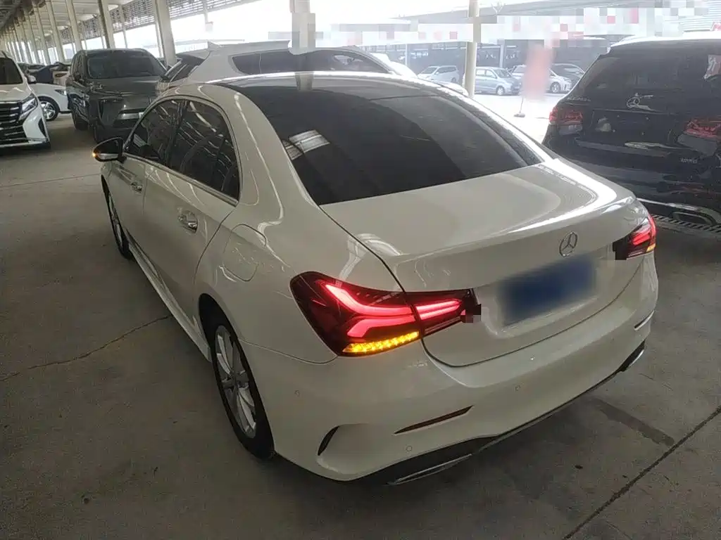 Mercedes-Benz A-Class 2021 A 200 L Sports Sedan Fashionable купить на сайте DeffCars