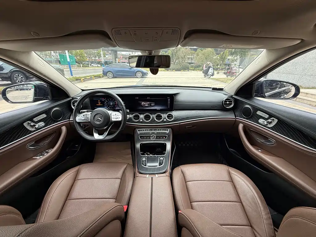 Mercedes-Benz E-Class 2019 E 300 L Fashion купить на сайте DeffCars