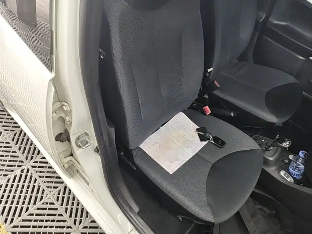 BYD F0 2013 1.0L AMT Xuanku type купить на сайте DeffCars