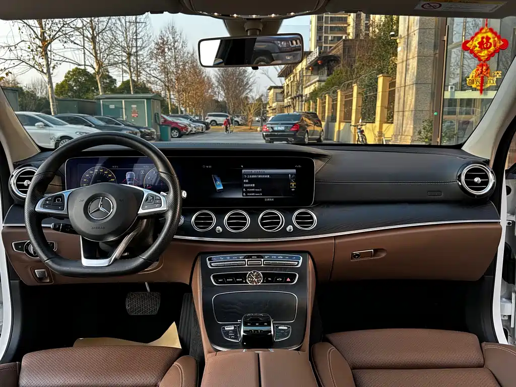 Mercedes-Benz E-Class 2018 E 200 L Sports купить на сайте DeffCars