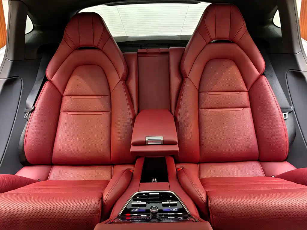 Panamera 2022 Panamera 4 Executive Extended Platinum Edition 2.9T купить на сайте DeffCars