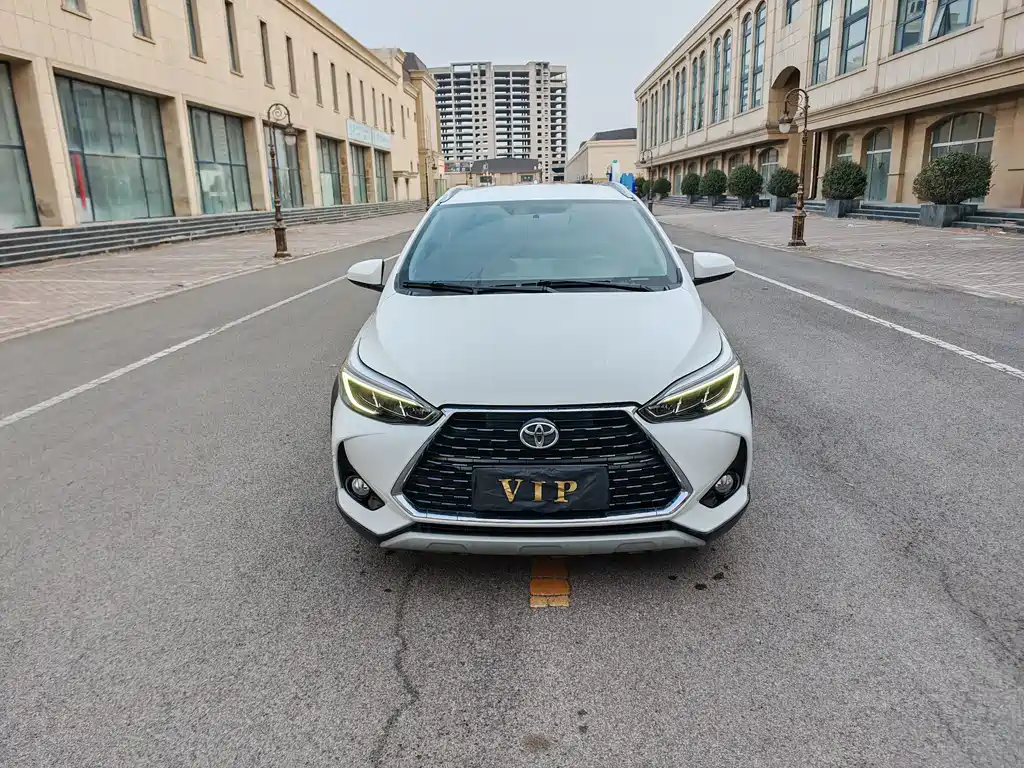 YARiS L Zhixuan 2021 Zhixuan X 1.5L CVT Deluxe Edition купить на сайте DeffCars