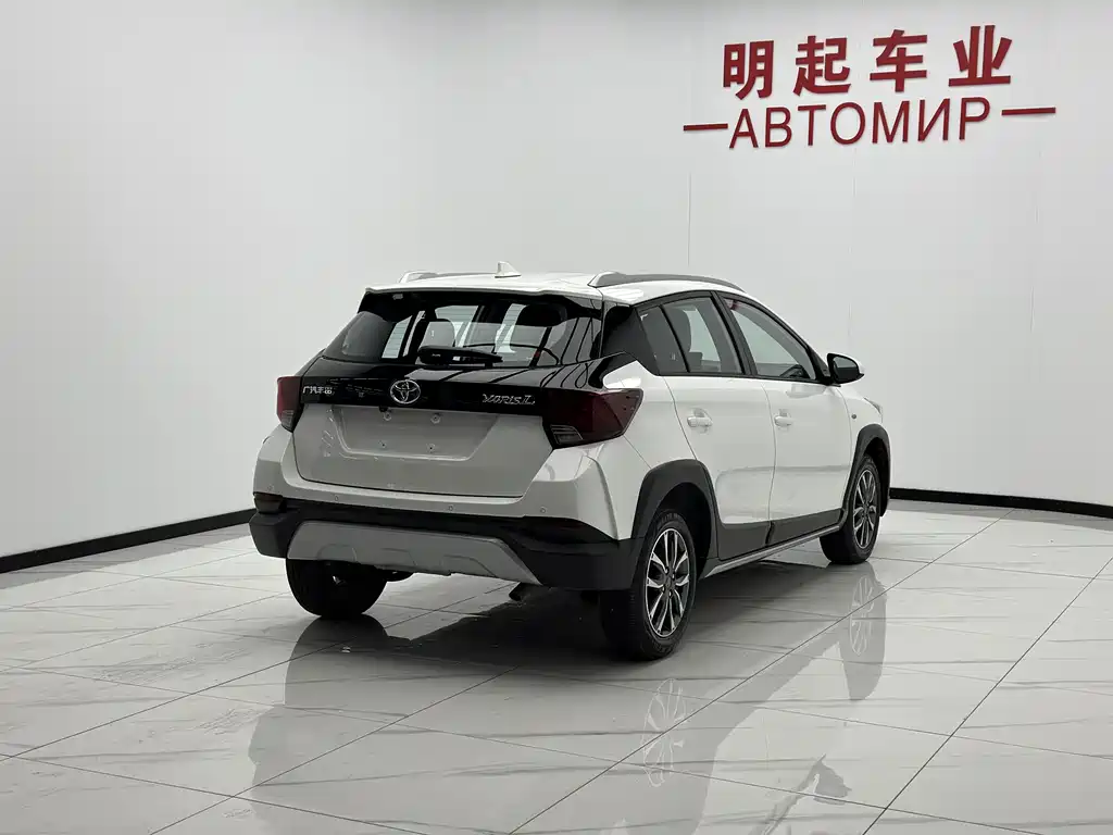 Yaris L Zhixuan 2022 Dazzling X 1.5L CVT Deluxe Plus Edition купить на сайте DeffCars