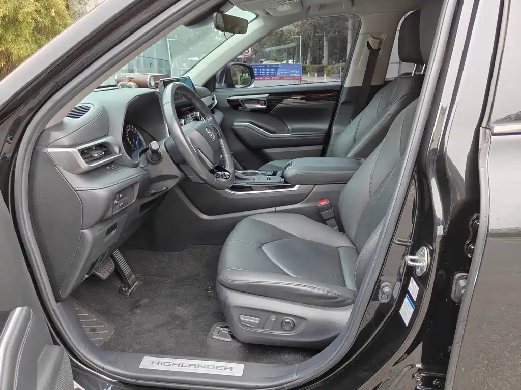 Highlander 2022 dual engine 2.5L four-wheel drive premium version 7 seats купить на сайте DeffCars