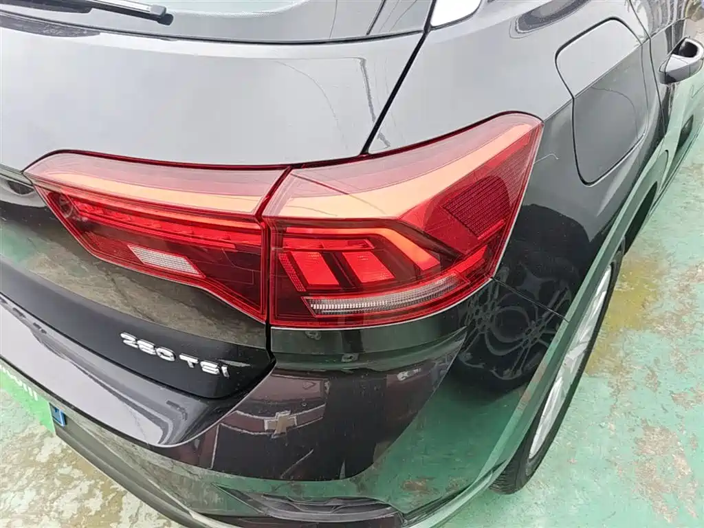T-ROC 2020 280TSI DSG two-wheel drive elite model купить на сайте DeffCars