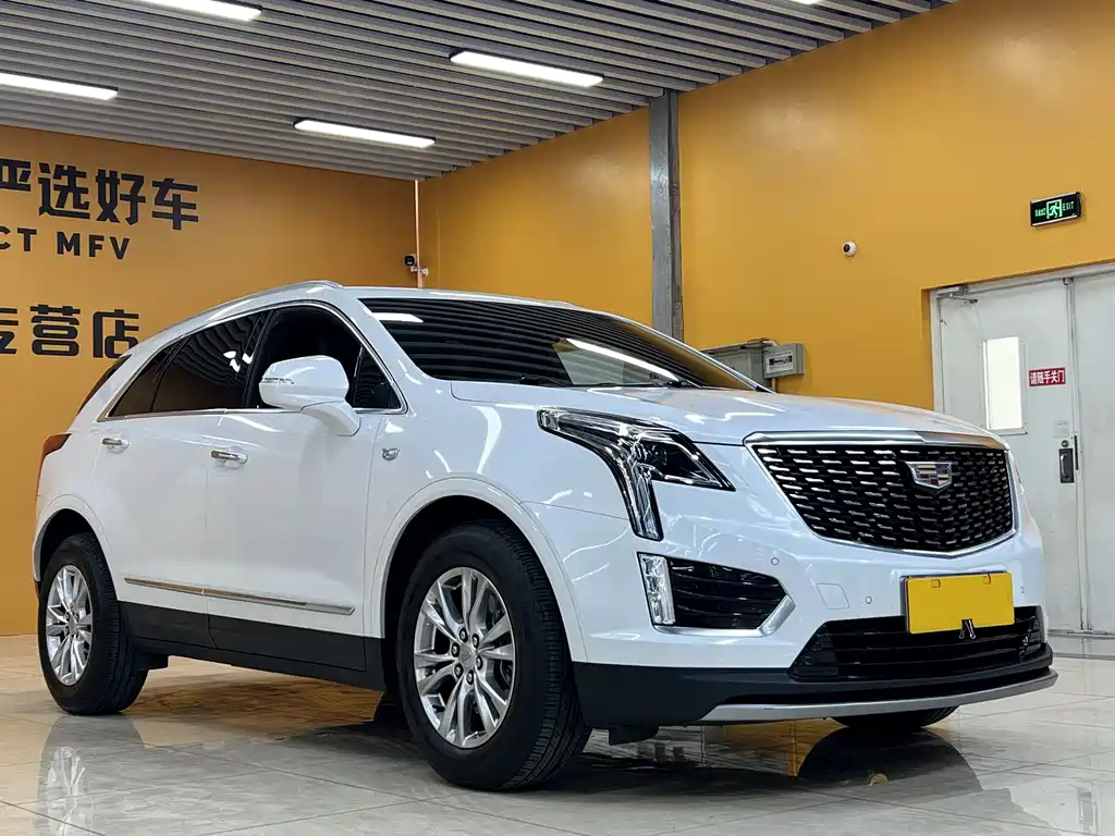 Cadillac XT5 2022 2.0T two-wheel drive luxury model купить на сайте DeffCars