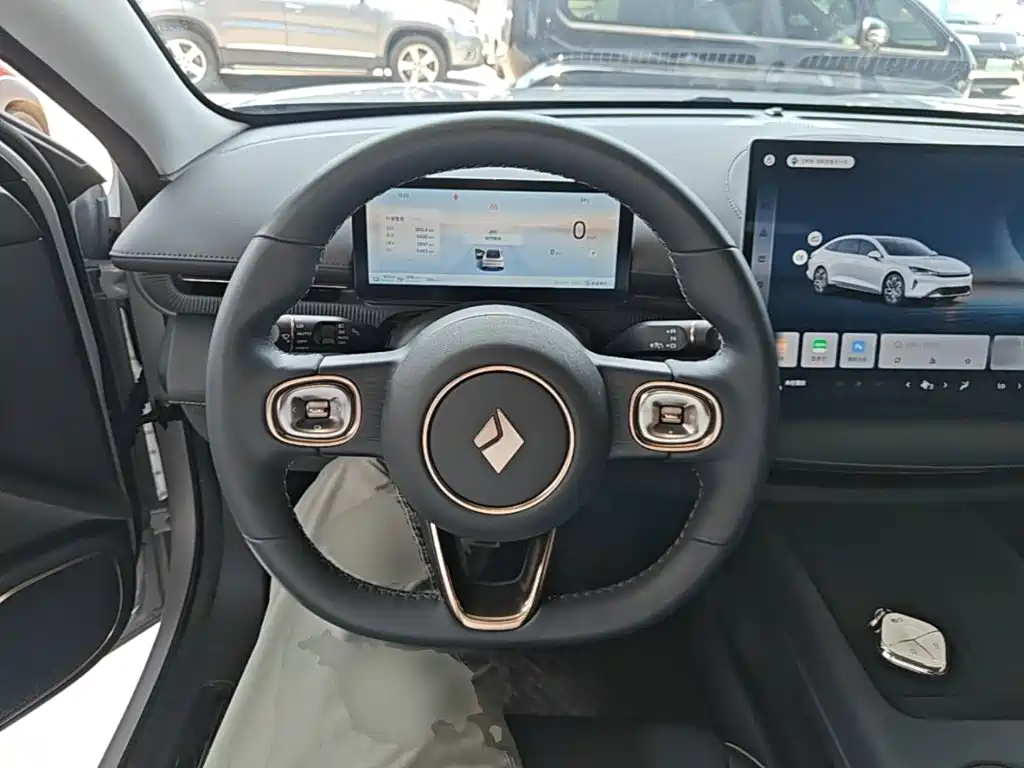 Baojun Xiangjing 2025 plug-in hybrid 140km luxury version купить на сайте DeffCars