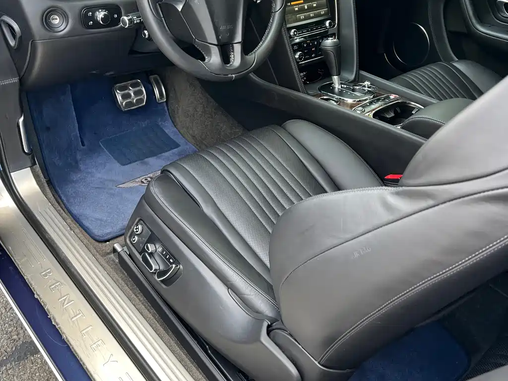 Continental 2017 4.0T GT V8 Standard Edition купить на сайте DeffCars