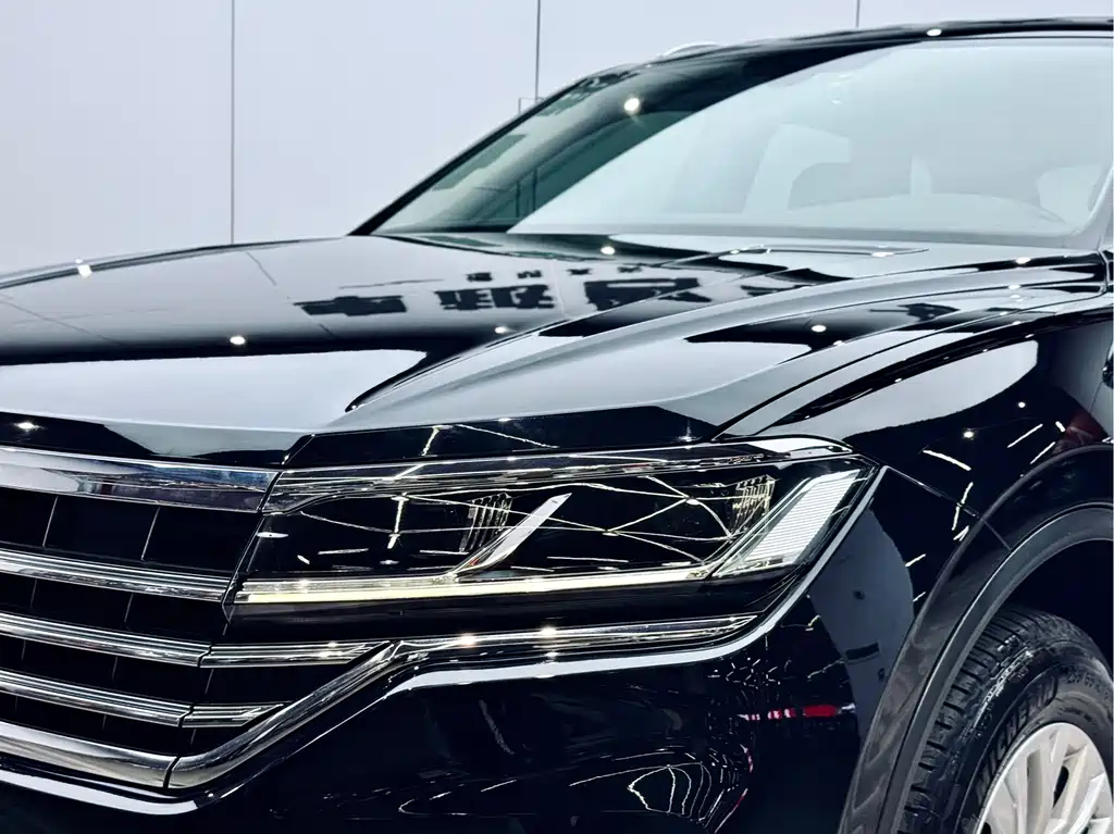 Touareg 2019 2.0TSI Pilot Edition National VI купить на сайте DeffCars