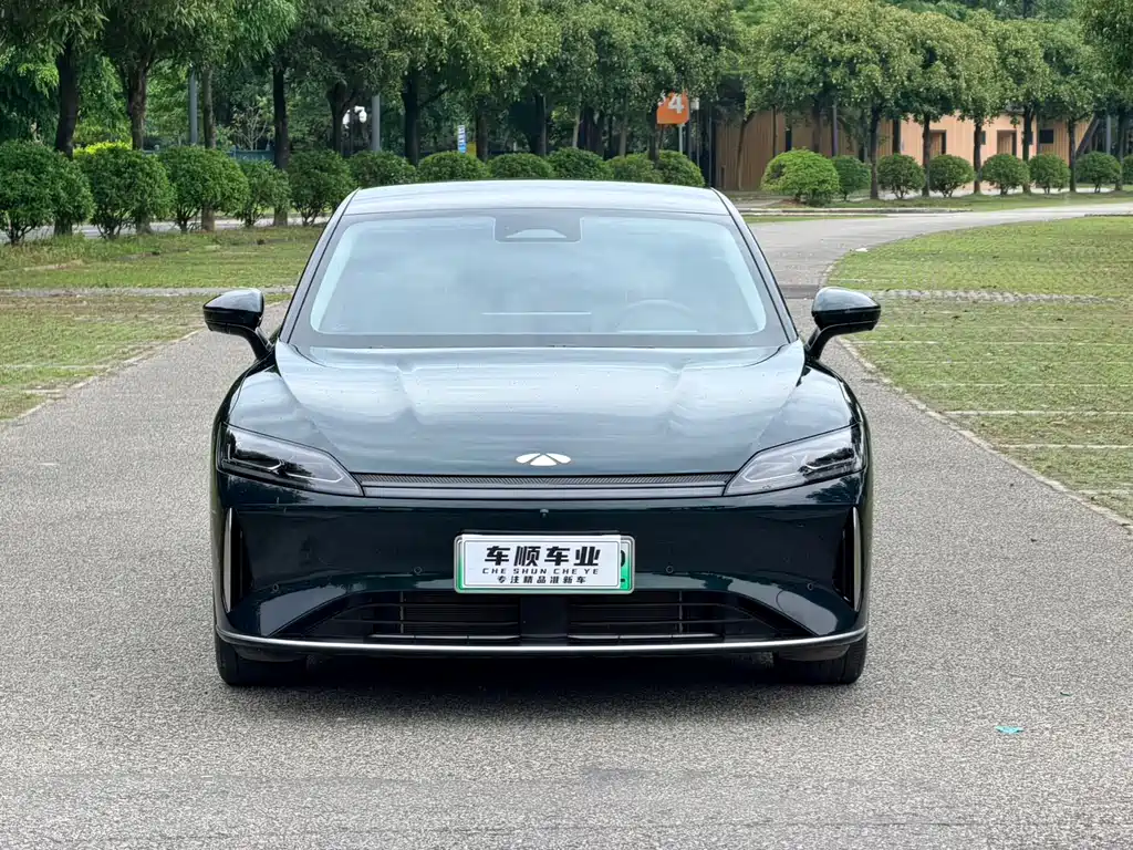 Fengyun A9L 2025 model 260 ultra long battery life premium version купить на сайте DeffCars