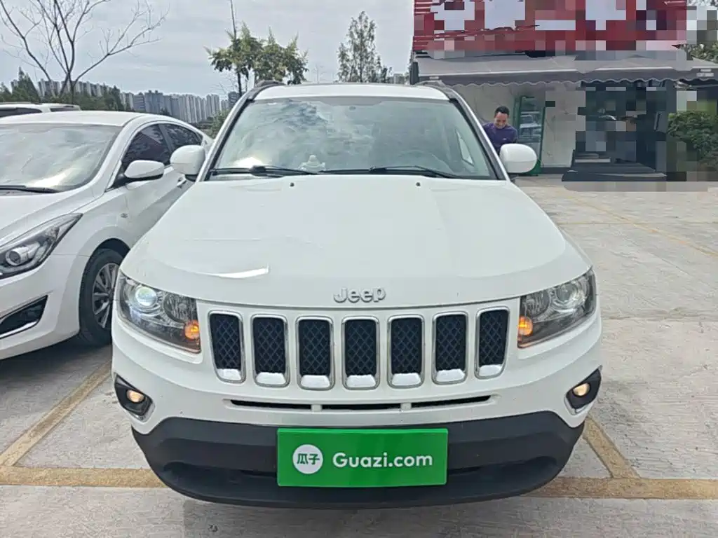 Compass imported 2014 facelift 2.4L four-wheel drive comfort version купить на сайте DeffCars
