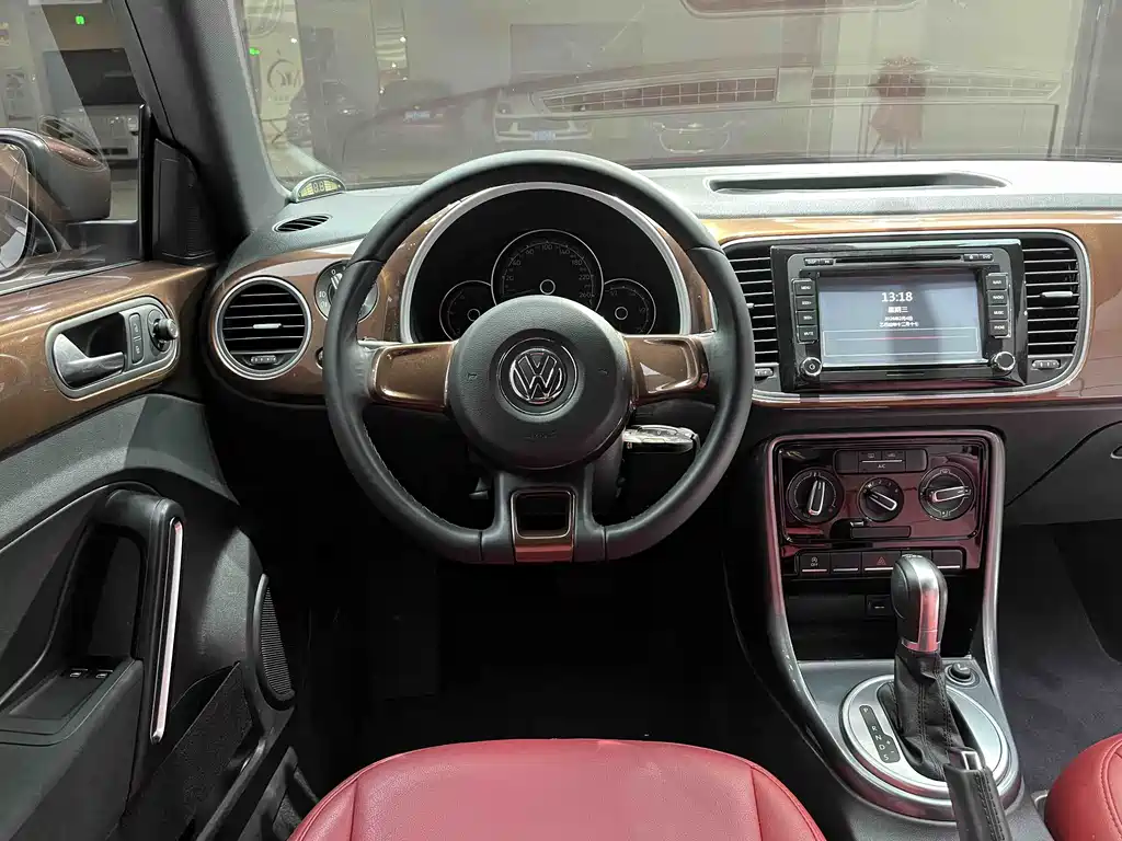 Beetle 2017 180TSI Yile Edition купить на сайте DeffCars