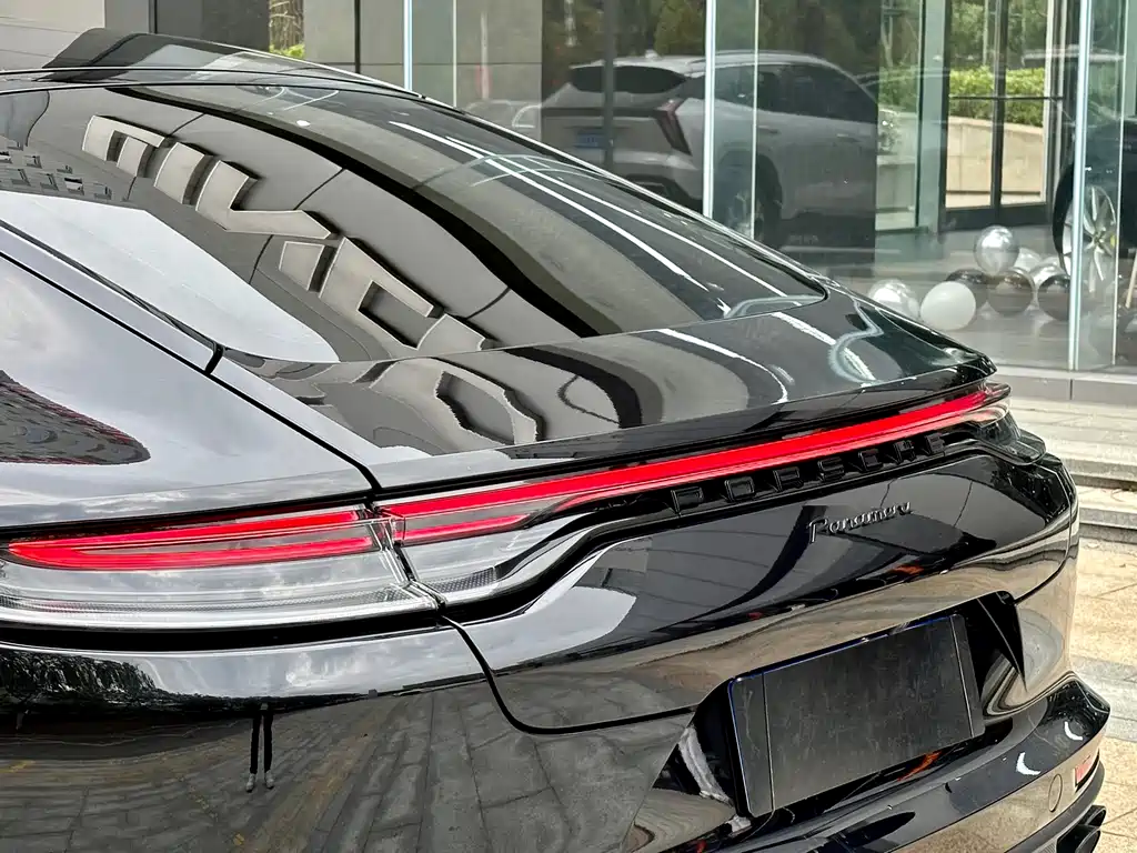Panamera 2023 Panamera 2.9T Platinum Edition купить на сайте DeffCars