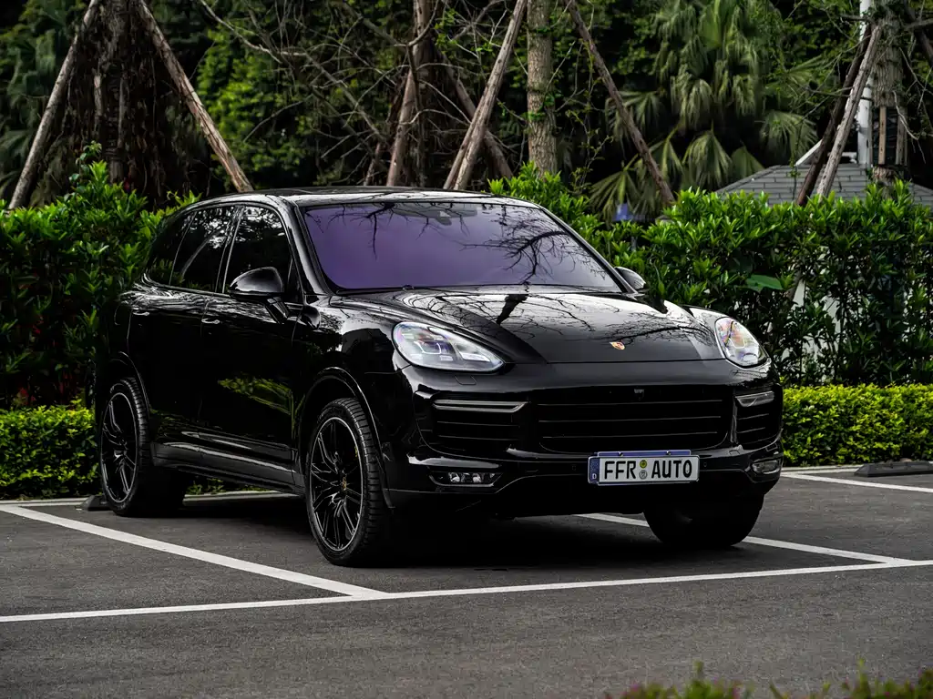 Cayenne 2016 Cayenne Turbo S 4.8T купить на сайте DeffCars