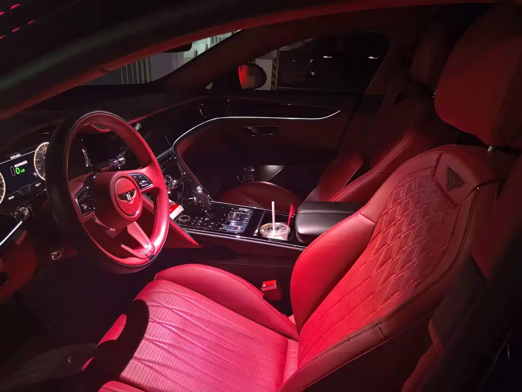 Flying Spur plug-in hybrid 2022 2.9T V6 Hybrid купить на сайте DeffCars