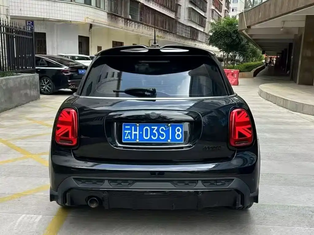 MINI 2022 1.5T COOPER Black Label Special Edition Five-Door Edition купить на сайте DeffCars