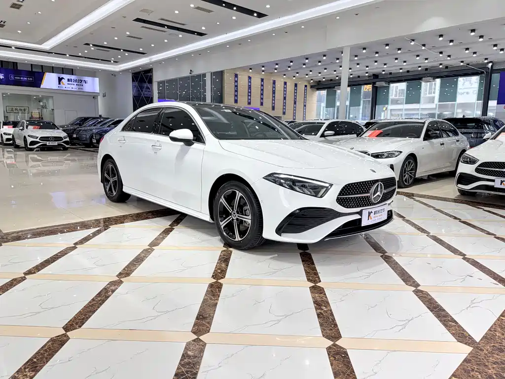 Mercedes-Benz A-Class 2023 A 200 L Fashion Model купить на сайте DeffCars