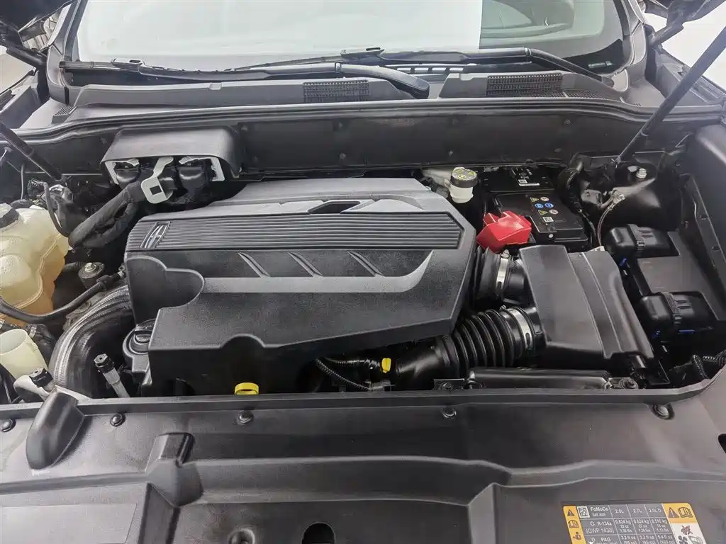 Voyager imported 2019 2.7T four-wheel drive premium version, National VI купить на сайте DeffCars