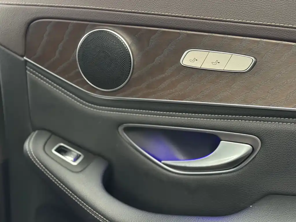 Mercedes-Benz GLC 2020 facelift GLC 300 L 4MATIC dynamic купить на сайте DeffCars