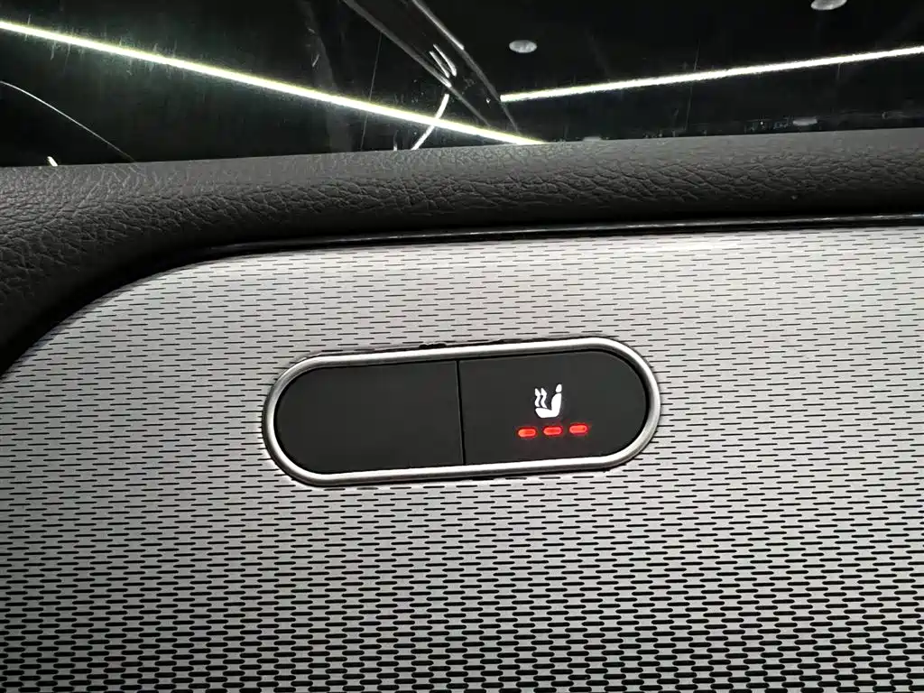 Mercedes-Benz GLB 2020 GLB 180 Dynamic купить на сайте DeffCars