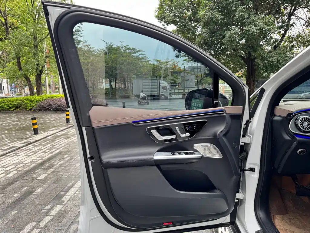Mercedes-Benz EQE SUV 2023 500 4MATIC Special Edition купить на сайте DeffCars