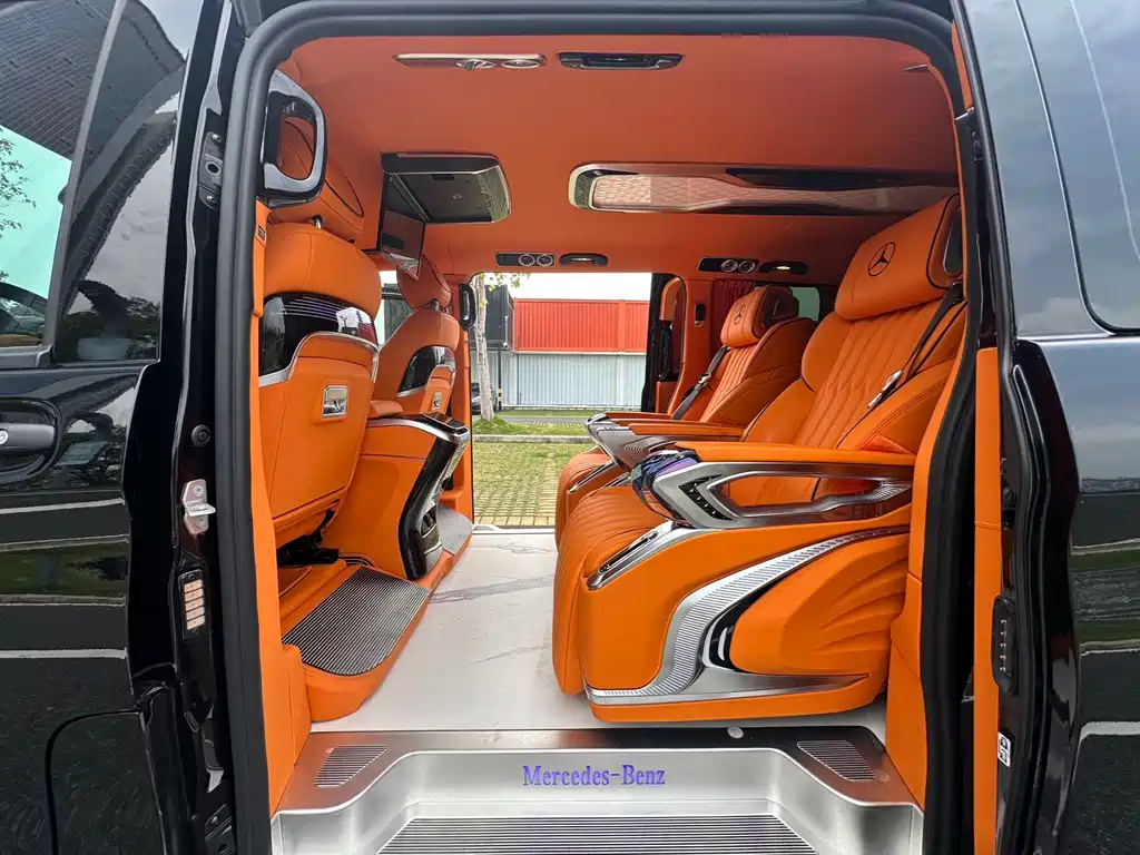 Vito 2024 2.0T Business Edition 7 seats купить на сайте DeffCars