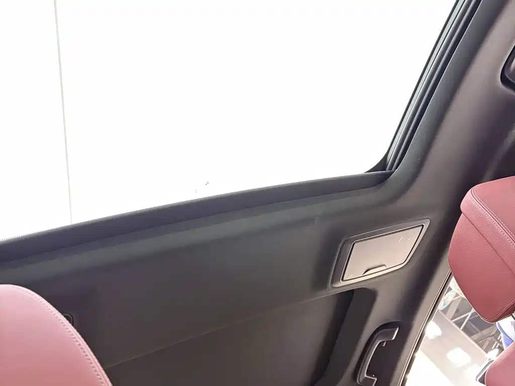 BMW 5 Series New Energy 2022 Model 2 535Le Pioneer Edition M Sports Package купить на сайте DeffCars