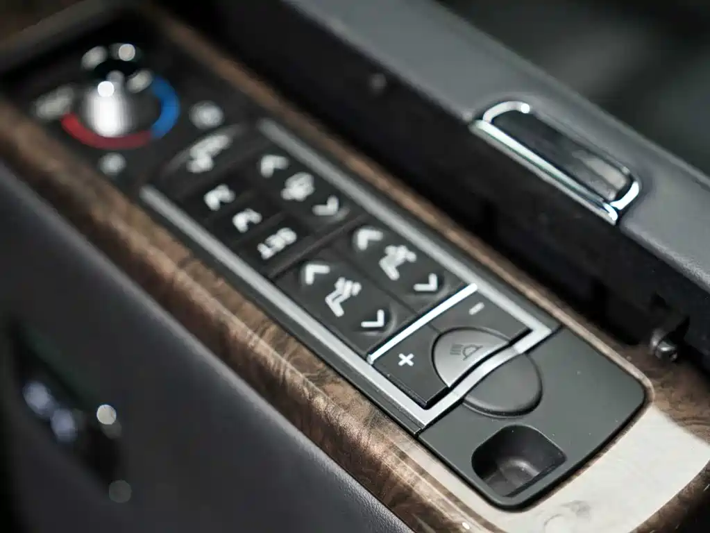 Alfa 2021 Dual Engine 2.5L Premium Edition купить на сайте DeffCars