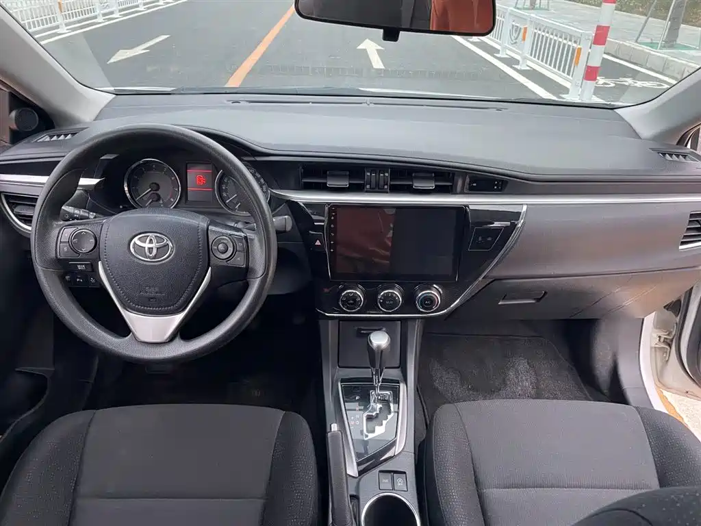 Corolla 2017 1.2T CVT GLX-i купить на сайте DeffCars