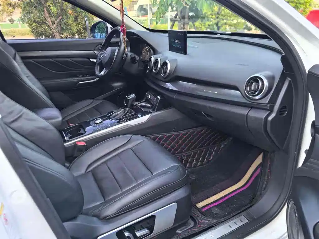 WEY VV7 2017 2.0T flagship model купить на сайте DeffCars