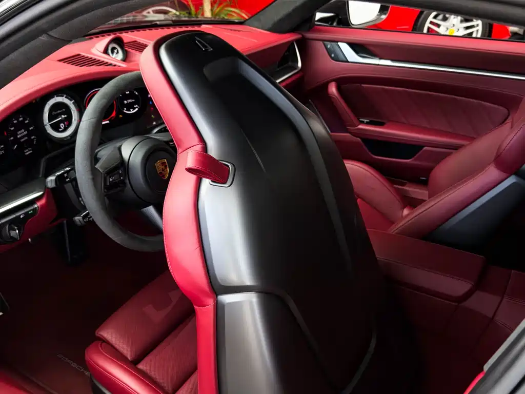 Porsche 911 2022 Turbo S 3.7T купить на сайте DeffCars
