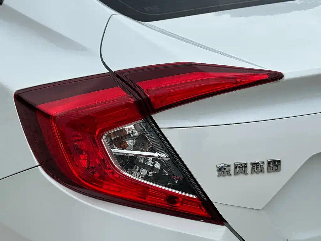 Civic 2016 180TURBO CVT Comfort Edition купить на сайте DeffCars