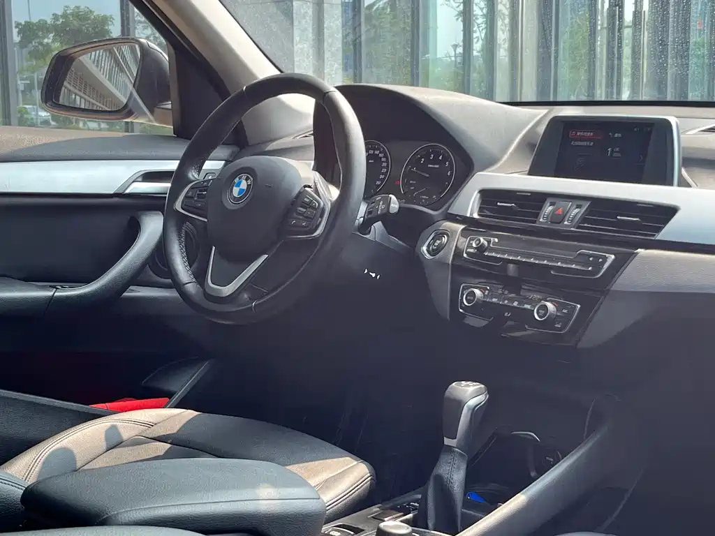 BMW X1 2018 sDrive18Li Fashion Model купить на сайте DeffCars