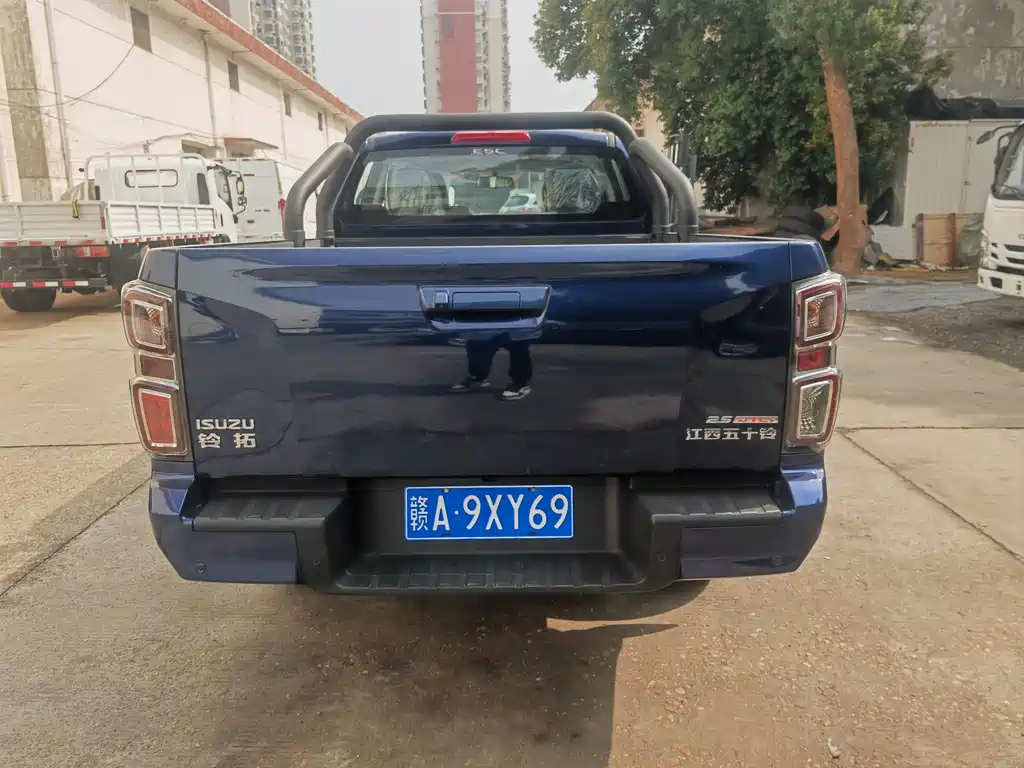 Lingtuo 2023 2.5T automatic four-wheel drive diesel pilot version long axis купить на сайте DeffCars