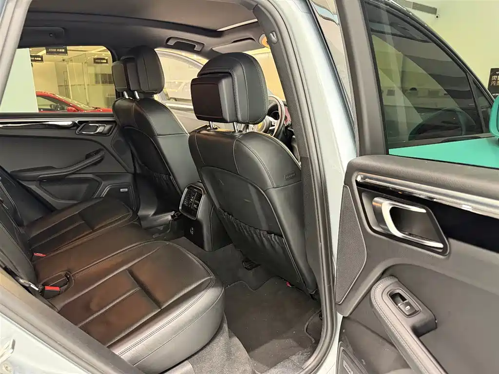 Macan 2021 Macan S 3.0T купить на сайте DeffCars