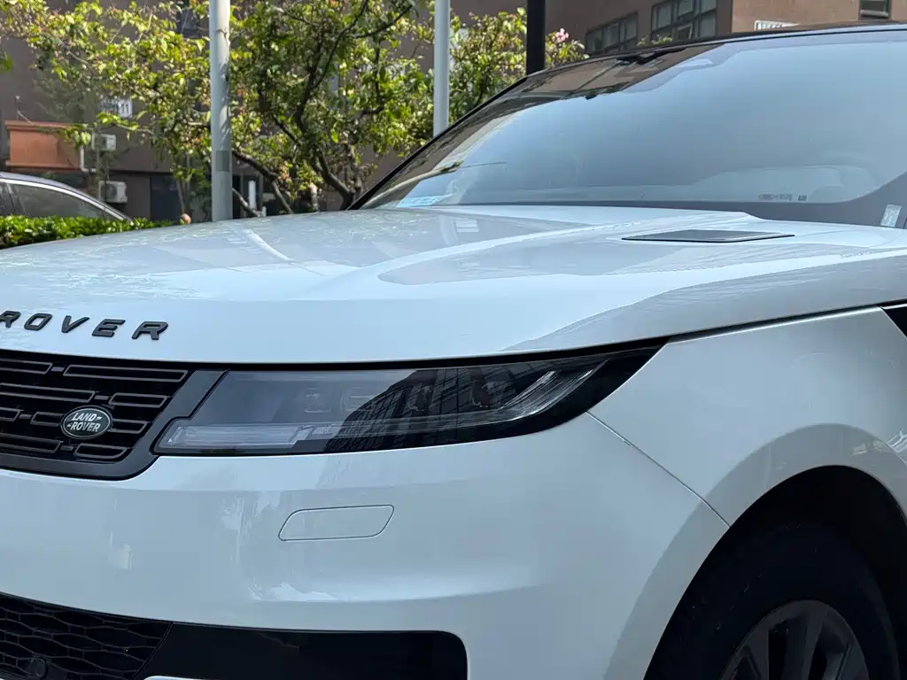 Range Rover Sport 2023 400PS Dynamic SE купить на сайте DeffCars