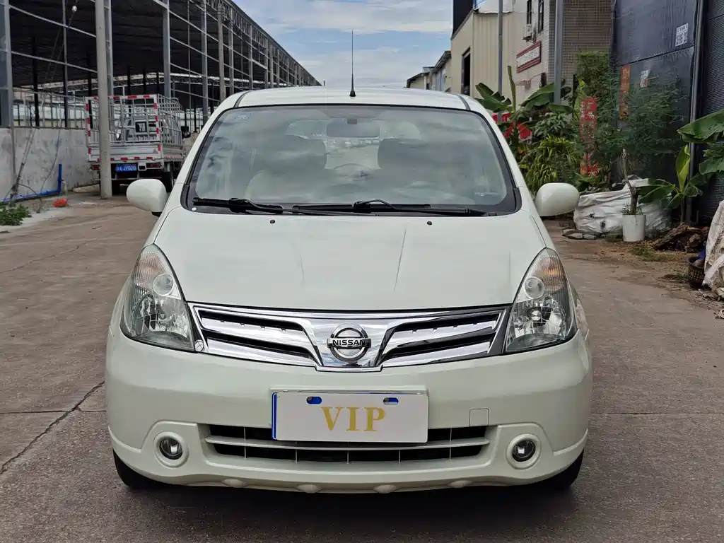 Livina 2010 Jinyue Edition 1.6L Automatic Super Type купить на сайте DeffCars