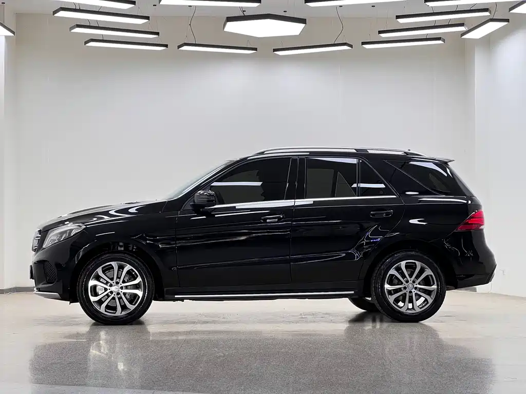 Mercedes-Benz GLE 2016 GLE 320 4MATIC Dynamic купить на сайте DeffCars