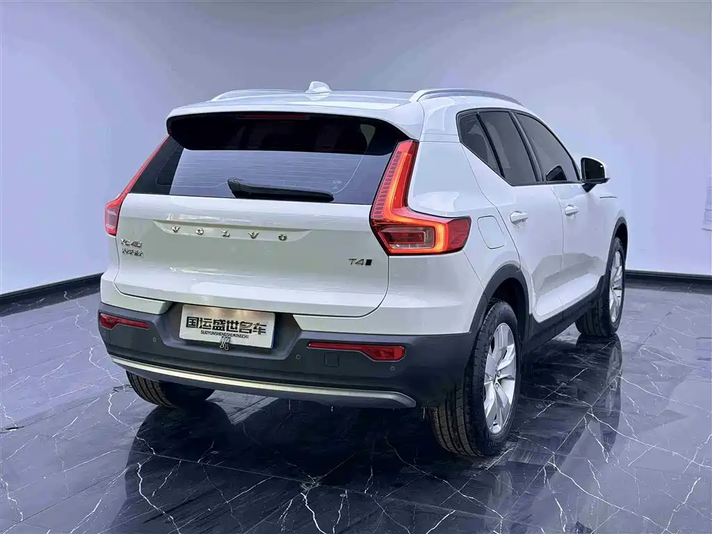Volvo XC40 2022 T4 four-wheel drive smart travel fashion version купить на сайте DeffCars